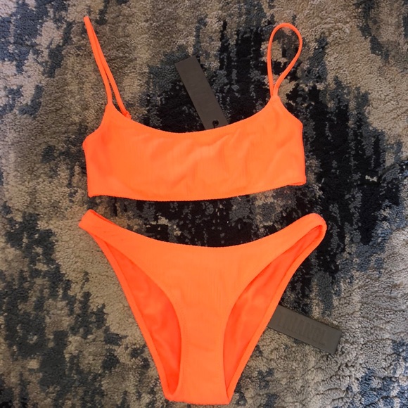 Stripe cheeky bottoms swimsuit set with bag. - Picture 2 of 8